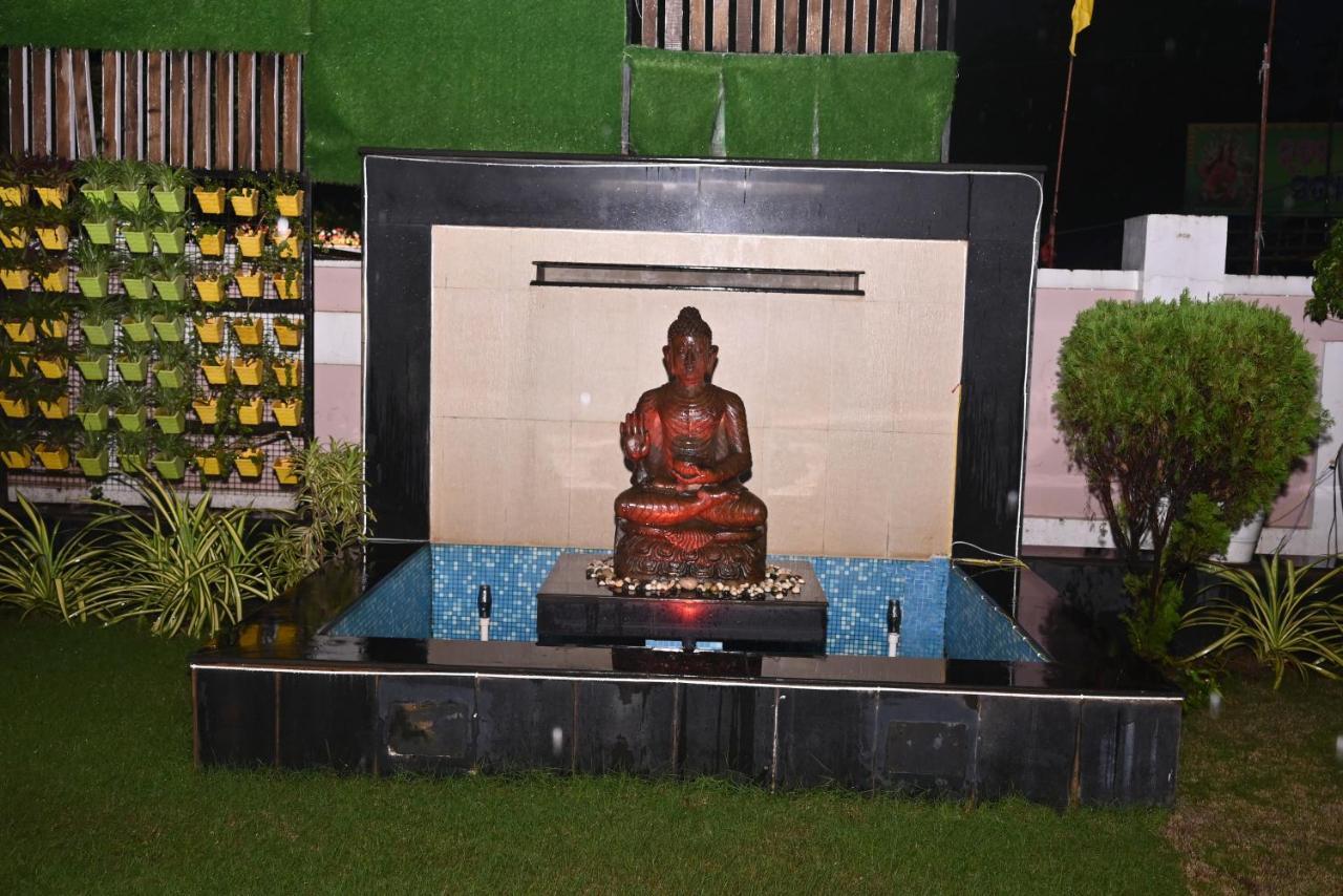 Hotel Sun Green Bhubaneswar Extérieur photo